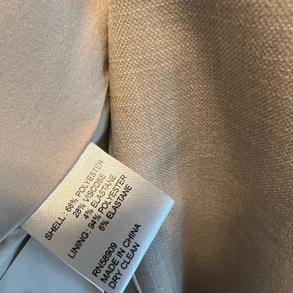 Antonio Melani Tan Linen Suit Jacket and Matching Slacks - Picture 6 of 6